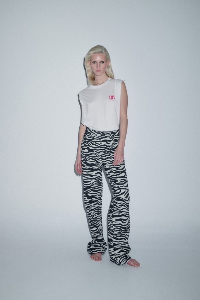 S5ELTS0026 T-Shirt & S5TNDT0014 Denim Trouser (2)